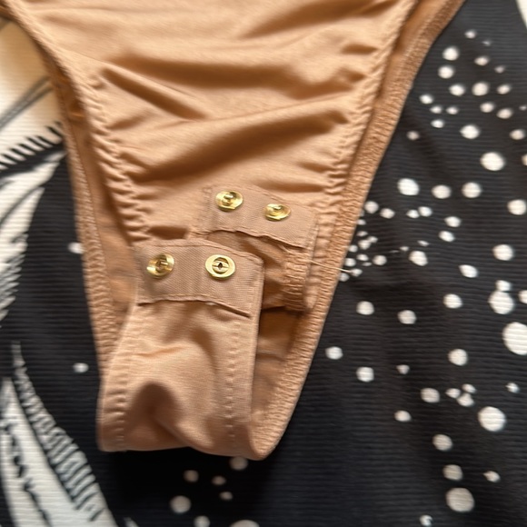 New forever 21 gold bodysuit size small S - Picture 2 of 8